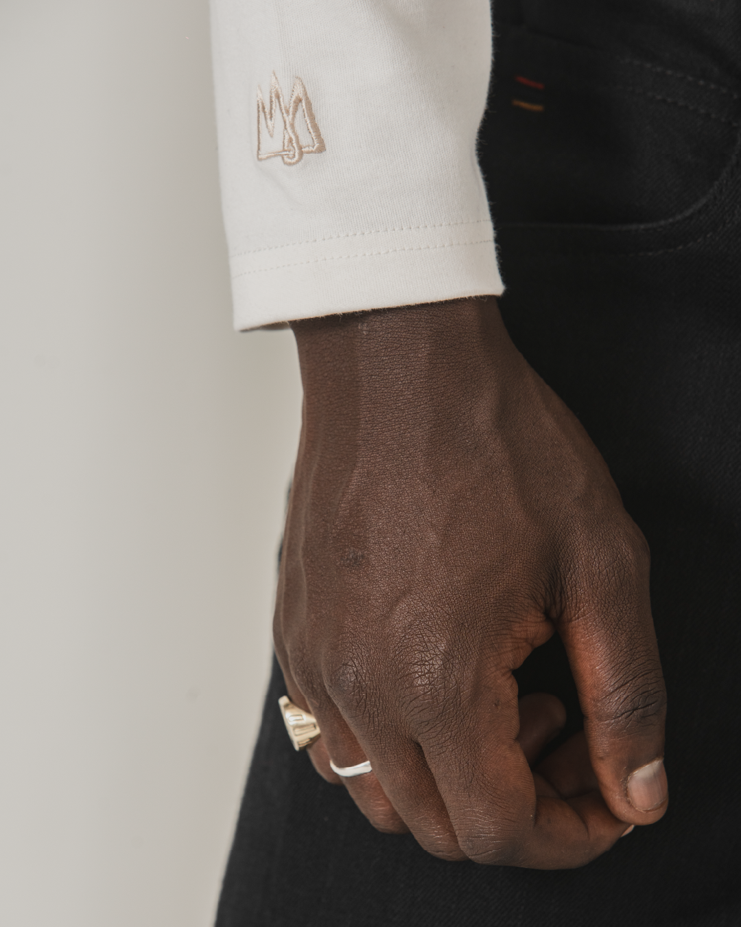 POCKET FLAG, OVERSIZED CREWNECK