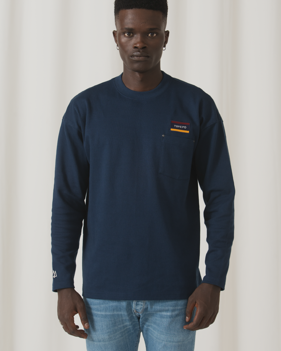 POCKET FLAG, OVERSIZED CREWNECK